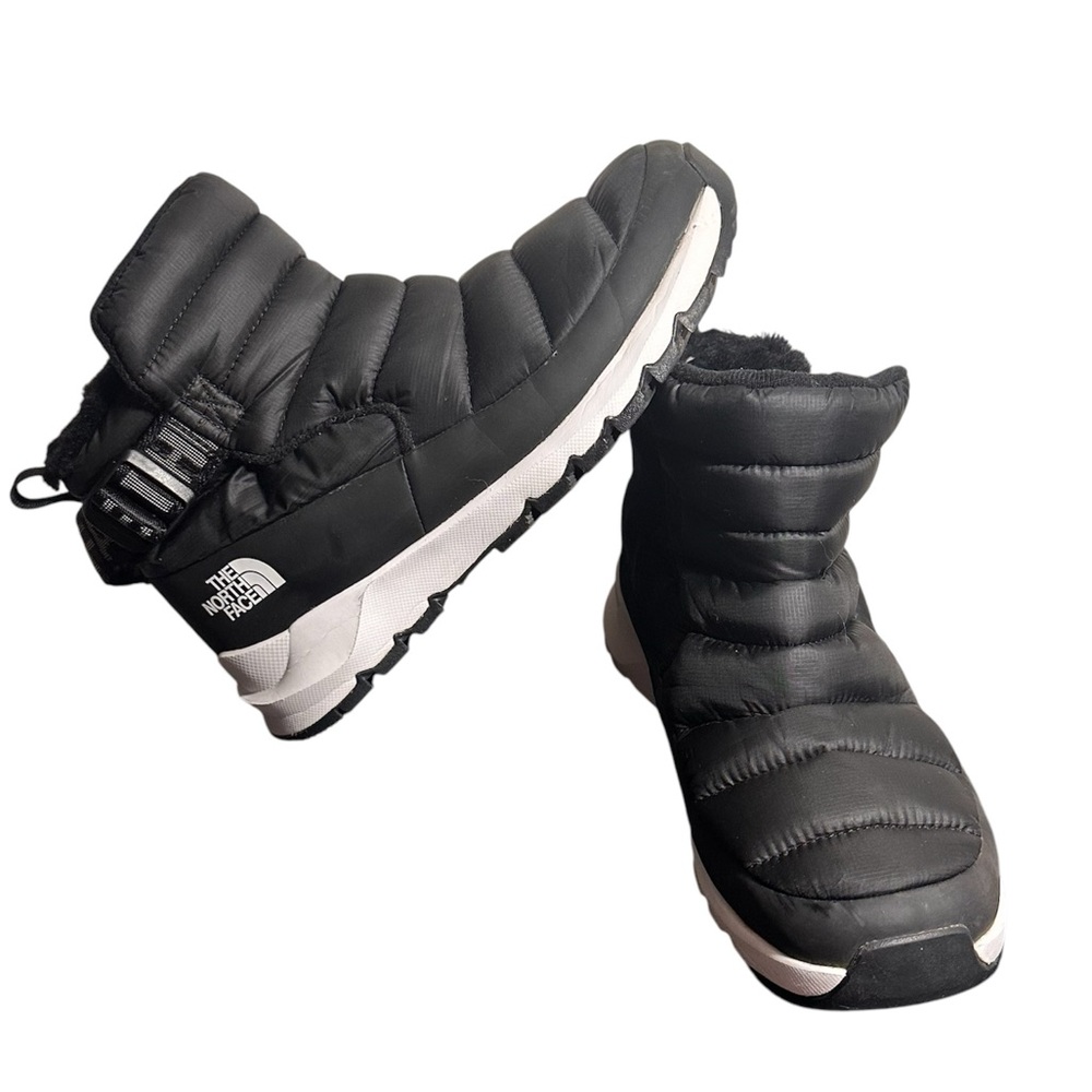 The North Face ThermoBall Pull-On Waterproof Women's Black Winter